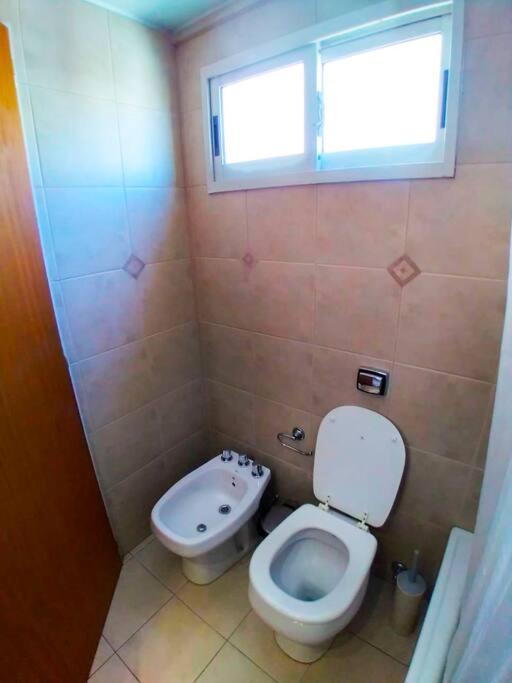 Luminoso Monoambiente Con Balcon Y Cochera Sobre La Avenida Corrientes!! Apartamento *